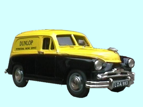 Standard Dunlop Van.JPG (36435 bytes)